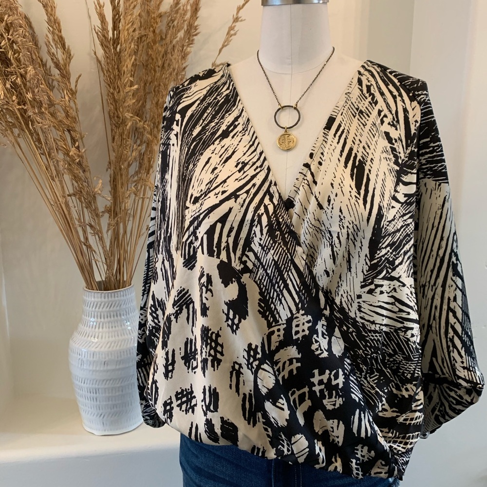 Love stitch size small top.